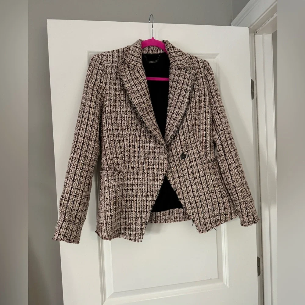 Elie Tahari Jezebel Tweed Frayed Trim Plaid Jacket Size 2 - Picture 4 of 10